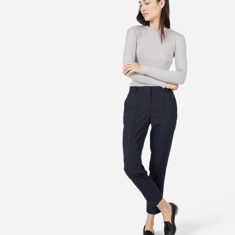 MOVING - MAKE AN OFFER Everlane Italian GoWeave Crop Trouser size 2 Navy